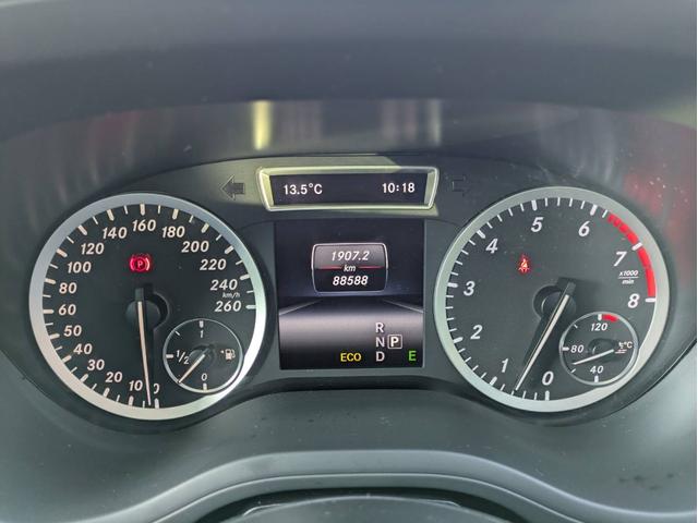 Ｂクラス Ｂ１８０　純正ナビ／地デジ／Ｂカメラ／純正１６インチアルミホイール／ＨＩＤ／オートエアコン／キーレス／（48枚目）