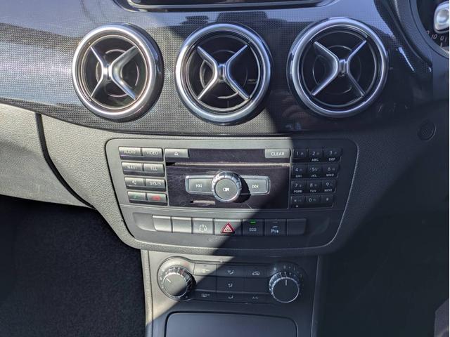 Ｂクラス Ｂ１８０　純正ナビ／地デジ／Ｂカメラ／純正１６インチアルミホイール／ＨＩＤ／オートエアコン／キーレス／（53枚目）