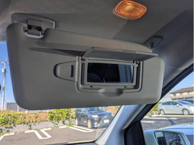 Ｂクラス Ｂ１８０　純正ナビ／地デジ／Ｂカメラ／純正１６インチアルミホイール／ＨＩＤ／オートエアコン／キーレス／（57枚目）