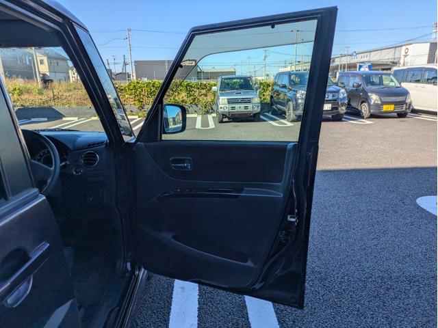 ルークス ハイウェイスター　１オーナー／社外ナビ／地デジ／Ｂカメラ／両側スライドドア左側電動スライドドア／社外アルミホイール／ＨＩＤ／オートエアコン／キーレス／（27枚目）