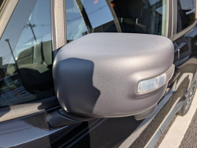 ジープ・レネゲード トレイルホーク・ビーツ・エディション　４ＷＤ／バックカメラ／クルーズコントロール／ルーフレール／クリアランスソナー／ＨＩＤヘッドライト／スマートキー／（21枚目）