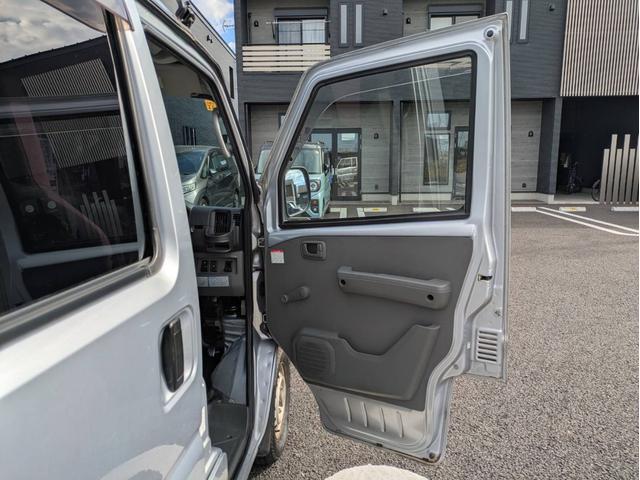 NV100クリッパーバン DX エアコン/キーレス/(27枚目)