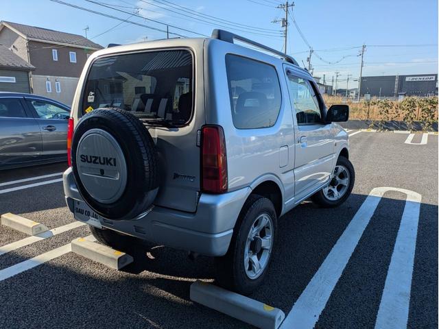 ＯＡＵは常磐自動車道「谷田部ＩＣ」から約５分！品質にこだわった厳選のお車が勢ぞろい！営業時間　１０：００〜１９：００