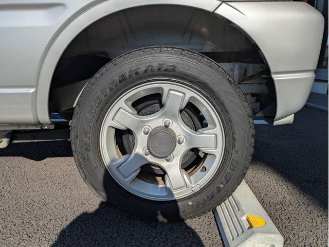 買取からの直販にて極限までこだわった仕入れで低価格を実現！！低価格で良質なお車を是非、ご覧ください。