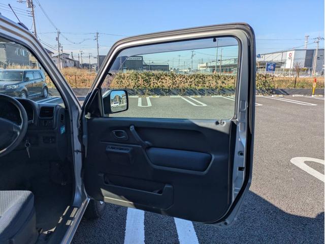 買取からの直販にて極限までこだわった仕入れで低価格を実現！！低価格で良質なお車を是非、ご覧ください。