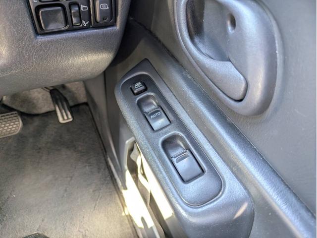 買取からの直販にて極限までこだわった仕入れで低価格を実現！！低価格で良質なお車を是非、ご覧ください。