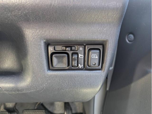 買取からの直販にて極限までこだわった仕入れで低価格を実現！！低価格で良質なお車を是非、ご覧ください。