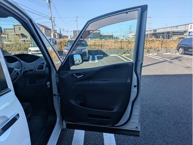 セレナ ハイウェイスター　純正ナビ／地デジ／Ｂカメラ／ＢＴオーディオ／両側電動スライドドア／純正アルミホイール／クルーズコントロール／キーレス／（27枚目）