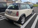 OAUは常磐自動車道「谷田部IC」から約5分!品質にこだわった厳選のお車が勢ぞろい!営業時間 10:00〜19:00