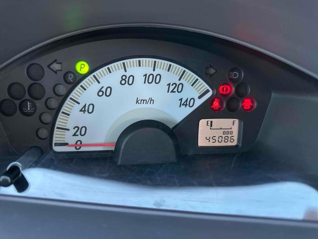 eKワゴン M キーレスエントリー ベンチシート AT CD 衝突安全ボディ エアコン パワーステアリング パワーウィンドウ(29枚目)