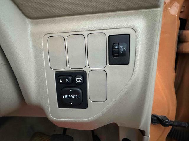 エッセ X ETC ナビ TV キーレスエントリー 電動格納ミラー AT 盗難防止システム CD 衝突安全ボディ エアコン パワーステアリング パワーウィンドウ(7枚目)