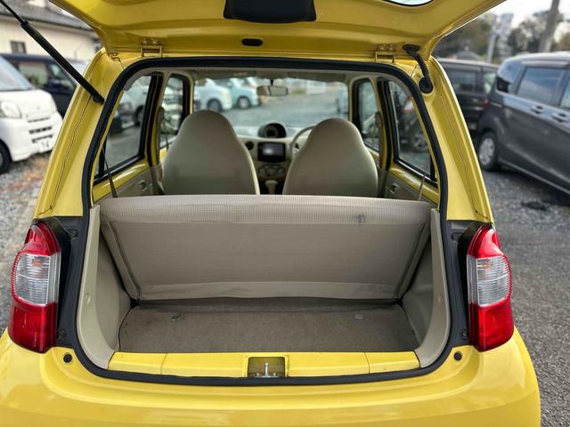 エッセ Ｌ　ナビ　ＴＶ　ＡＴ　盗難防止システム　ＣＤ　ＤＶＤ再生　Ｂｌｕｅｔｏｏｔｈ　アルミホイール　衝突安全ボディ　エアコン　パワーステアリング　パワーウィンドウ（19枚目）