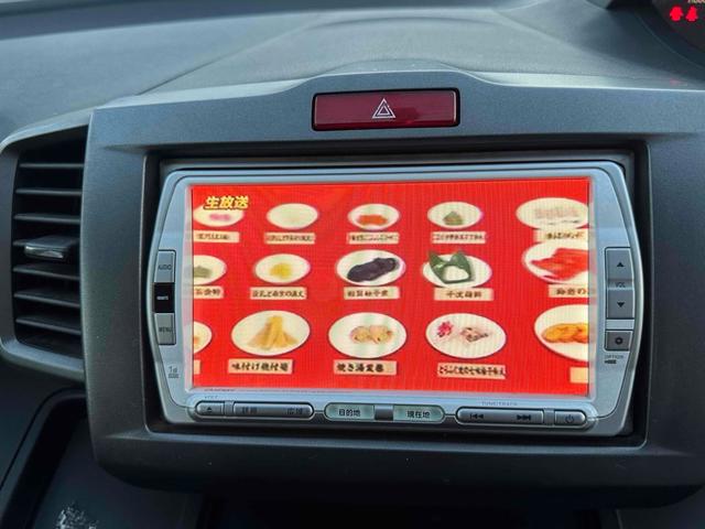 フリード フレックス Fパッケージ バックカメラ ナビ TV 両側スライド・片側電動 キーレスエントリー 電動格納ミラー ウォークスルー CVT CD DVD再生 衝突安全ボディ ABS エアコン パワーステアリング パワーウィンドウ(4枚目)