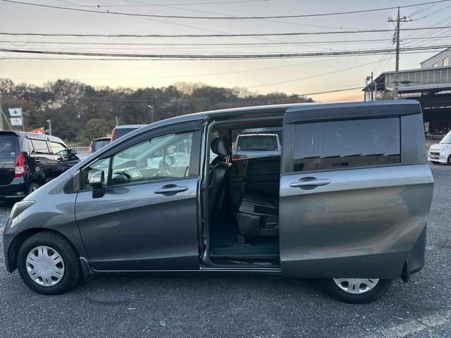 フリード フレックス Fパッケージ バックカメラ ナビ TV 両側スライド・片側電動 キーレスエントリー 電動格納ミラー ウォークスルー CVT CD DVD再生 衝突安全ボディ ABS エアコン パワーステアリング パワーウィンドウ(26枚目)