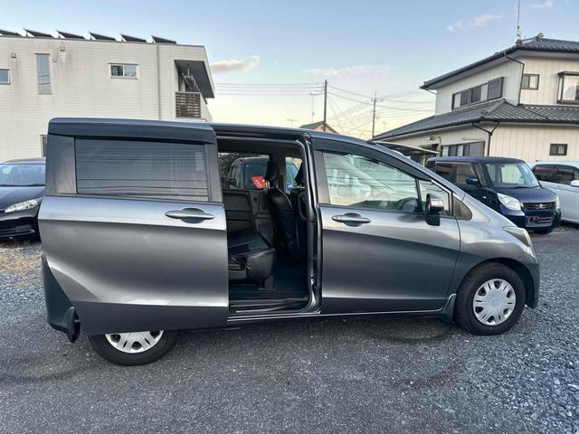 フリード フレックス Fパッケージ バックカメラ ナビ TV 両側スライド・片側電動 キーレスエントリー 電動格納ミラー ウォークスルー CVT CD DVD再生 衝突安全ボディ ABS エアコン パワーステアリング パワーウィンドウ(33枚目)