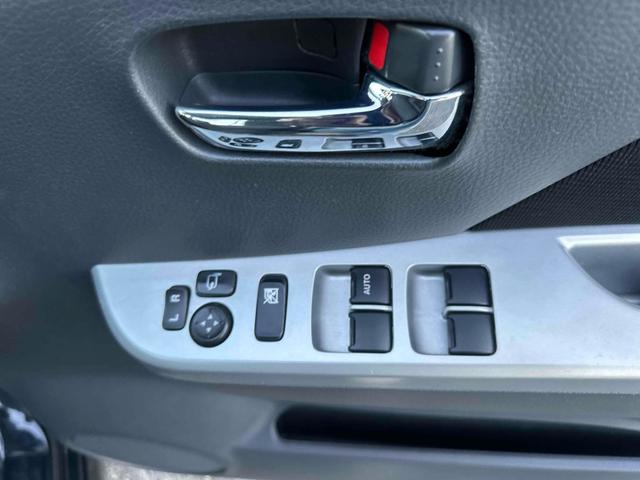ワゴンＲ リミテッドＩＩ　ドライブレコーダー　ナビ　オートライト　ＨＩＤ　スマートキー　電動格納ミラー　ベンチシート　ＣＶＴ　盗難防止システム　ＡＢＳ　ＣＤ　ＤＶＤ再生　ＵＳＢ　ミュージックプレイヤー接続可　Ｂｌｕｅｔｏｏｔｈ（11枚目）