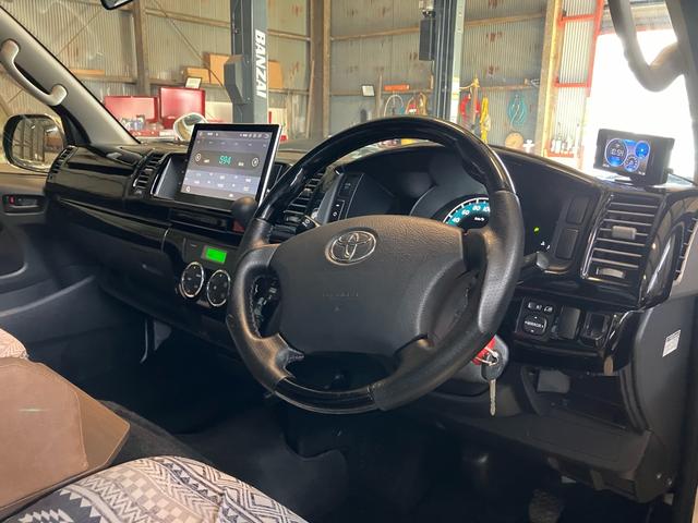 ハイエースワゴン ＧＬ　ＲＥＬＡＸ　ＷＡＧＯＮ　かーいんてりあ高橋　セキュリティアラーム　ＥＴＣ付き　運転席助手席エアバック　キーレスキー　衝突安全ボディ　ＡＣ　ＰＷ　ダブルエアコン　エアバック　ＡＢＳ　パワステ（24枚目）