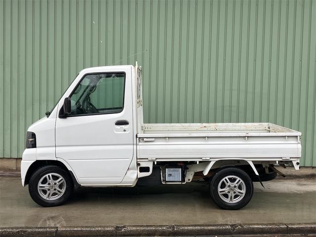 ＮＴ１００クリッパートラック ＤＸ　５速マニュアル　エアコン（3枚目）