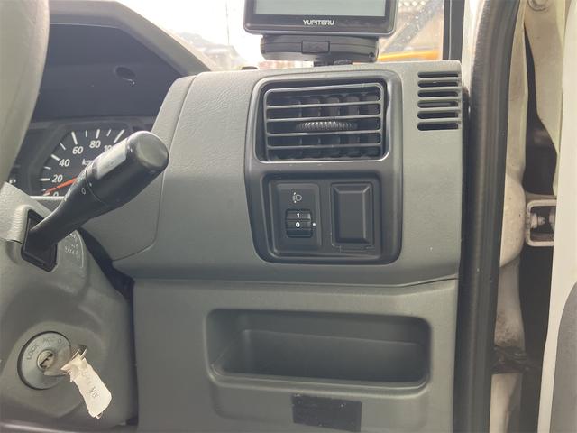 ＮＴ１００クリッパートラック ＤＸ　５速マニュアル　エアコン（26枚目）