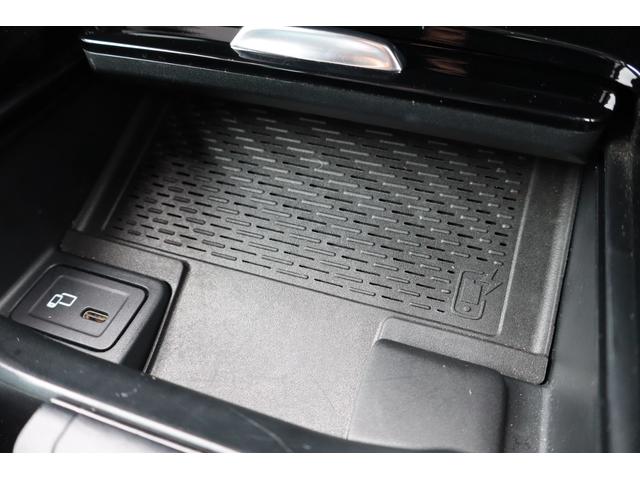 Ｂクラス Ｂ１８０　ＡＭＧライン　サンルーフ　ハーフレザー　シートヒーター　パワーシート　レーダーセイフティＰＫＧ　ナビＴＶ　３６０°カメラ　ＥＴＣ２．０　パワーテールゲート　ヘッドアップディスプレイ　アダプティブクルーズ（4枚目）