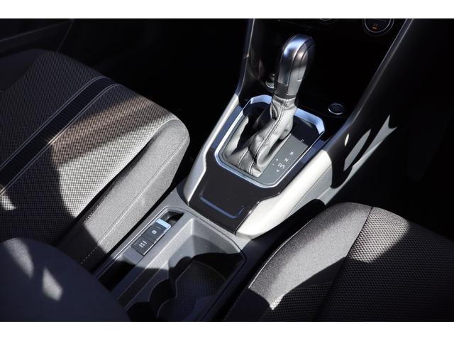 VOLKSWAGEN T-ROC TSI STYLE DESIGN PACKAGE