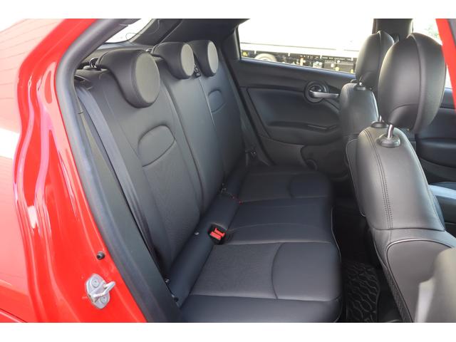 500X スポーツ レザーシート シートヒーター ディスプレーオーディオ バックカメラ パーキングセンサー アダプティブクルーズ LEDヘッドライト ETC 19インチアルミ(8枚目)