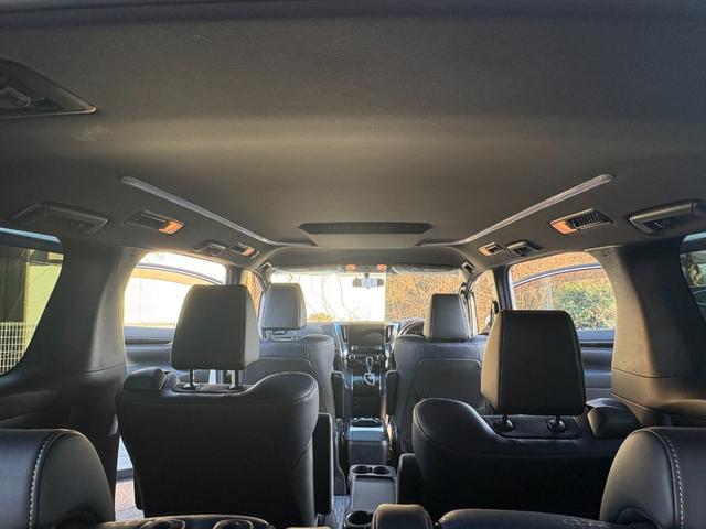 ヴェルファイア 2.5Z Aエディション ゴールデンアイズ ワンオーナー パールホワイト 純正10型ナビフルセグTV Bluetooth バックカメラ 両側電動スライドドア LEDヘッドライト オートライト クリアランスソナー(14枚目)