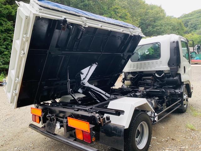 フォワード 　三転ダンプ　ＥＴＣ　キーレース　６速マニュアル最大積載量３３００ｋｇ（7枚目）