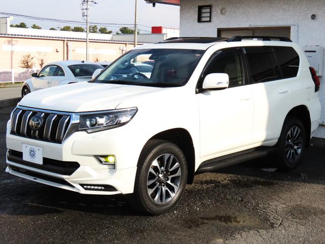 ランドクルーザープラド ＴＸ　Ｌパッケージ　ＴＲＤエアロ＆マフラー　オプション１９インチＡＷ＆ブラックルーフレール　９インチＴコネクトナビ　マルチテレインモニター　ムーンルーフ　ベージュ革　シートヒーター＆エアコン　リアフォグ　セーフティセンス（5枚目）