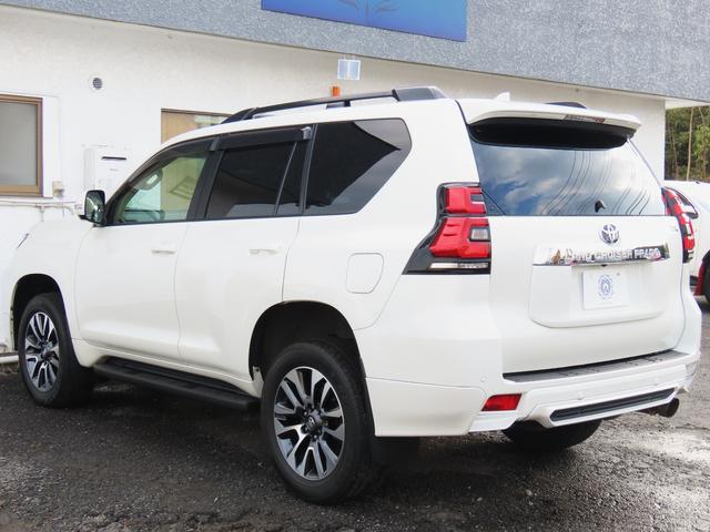 ランドクルーザープラド ＴＸ　Ｌパッケージ　ＴＲＤエアロ＆マフラー　オプション１９インチＡＷ＆ブラックルーフレール　９インチＴコネクトナビ　マルチテレインモニター　ムーンルーフ　ベージュ革　シートヒーター＆エアコン　リアフォグ　セーフティセンス（7枚目）