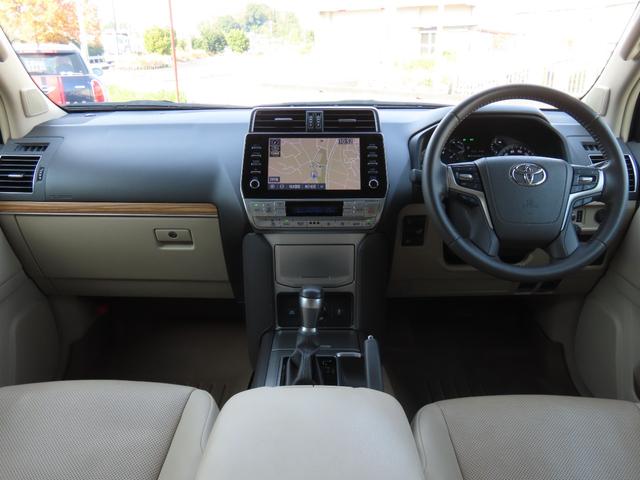 ランドクルーザープラド ＴＸ　Ｌパッケージ　ＴＲＤエアロ＆マフラー　オプション１９インチＡＷ＆ブラックルーフレール　９インチＴコネクトナビ　マルチテレインモニター　ムーンルーフ　ベージュ革　シートヒーター＆エアコン　リアフォグ　セーフティセンス（9枚目）