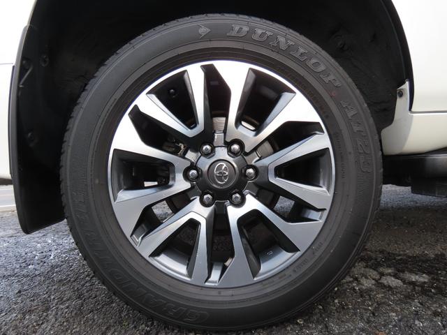 ランドクルーザープラド ＴＸ　Ｌパッケージ　ＴＲＤエアロ＆マフラー　オプション１９インチＡＷ＆ブラックルーフレール　９インチＴコネクトナビ　マルチテレインモニター　ムーンルーフ　ベージュ革　シートヒーター＆エアコン　リアフォグ　セーフティセンス（20枚目）