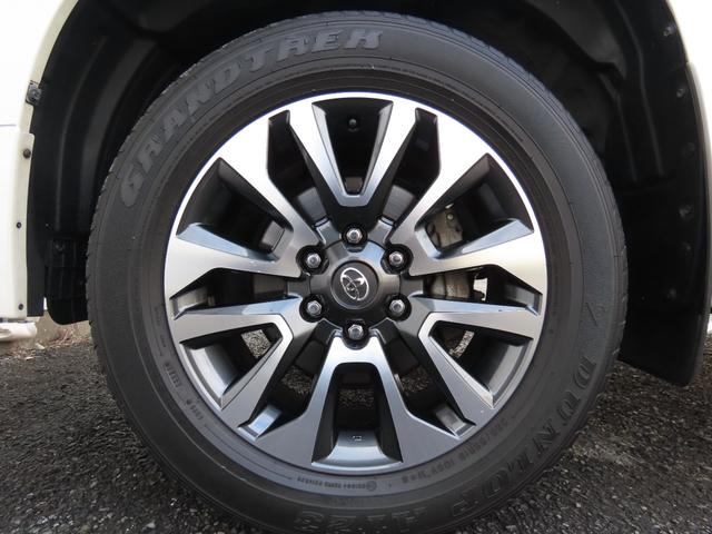 ランドクルーザープラド ＴＸ　Ｌパッケージ　ＴＲＤエアロ＆マフラー　オプション１９インチＡＷ＆ブラックルーフレール　９インチＴコネクトナビ　マルチテレインモニター　ムーンルーフ　ベージュ革　シートヒーター＆エアコン　リアフォグ　セーフティセンス（21枚目）