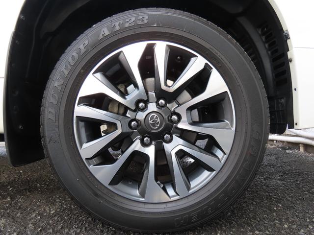 ランドクルーザープラド ＴＸ　Ｌパッケージ　ＴＲＤエアロ＆マフラー　オプション１９インチＡＷ＆ブラックルーフレール　９インチＴコネクトナビ　マルチテレインモニター　ムーンルーフ　ベージュ革　シートヒーター＆エアコン　リアフォグ　セーフティセンス（23枚目）