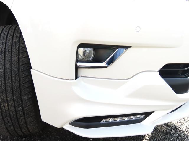 ランドクルーザープラド ＴＸ　Ｌパッケージ　ＴＲＤエアロ＆マフラー　オプション１９インチＡＷ＆ブラックルーフレール　９インチＴコネクトナビ　マルチテレインモニター　ムーンルーフ　ベージュ革　シートヒーター＆エアコン　リアフォグ　セーフティセンス（30枚目）