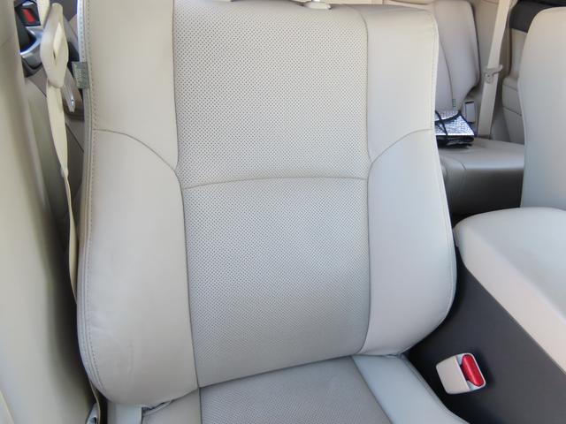 ランドクルーザープラド ＴＸ　Ｌパッケージ　ＴＲＤエアロ＆マフラー　オプション１９インチＡＷ＆ブラックルーフレール　９インチＴコネクトナビ　マルチテレインモニター　ムーンルーフ　ベージュ革　シートヒーター＆エアコン　リアフォグ　セーフティセンス（50枚目）