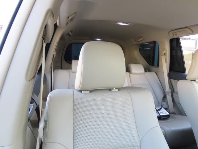 ランドクルーザープラド ＴＸ　Ｌパッケージ　ＴＲＤエアロ＆マフラー　オプション１９インチＡＷ＆ブラックルーフレール　９インチＴコネクトナビ　マルチテレインモニター　ムーンルーフ　ベージュ革　シートヒーター＆エアコン　リアフォグ　セーフティセンス（51枚目）