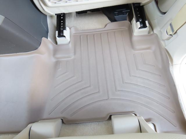 ランドクルーザープラド ＴＸ　Ｌパッケージ　ＴＲＤエアロ＆マフラー　オプション１９インチＡＷ＆ブラックルーフレール　９インチＴコネクトナビ　マルチテレインモニター　ムーンルーフ　ベージュ革　シートヒーター＆エアコン　リアフォグ　セーフティセンス（62枚目）