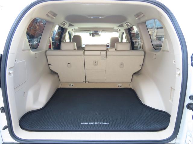 ランドクルーザープラド ＴＸ　Ｌパッケージ　ＴＲＤエアロ＆マフラー　オプション１９インチＡＷ＆ブラックルーフレール　９インチＴコネクトナビ　マルチテレインモニター　ムーンルーフ　ベージュ革　シートヒーター＆エアコン　リアフォグ　セーフティセンス（70枚目）
