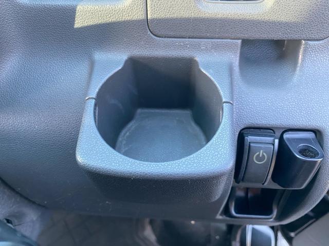 ハイゼットカーゴ ＤＸ　運転席エアバック　助手席エアバック　キーレス　ＥＴＣ付　パワーウィンドウ　パワステ　鉄チンホイール　フルフラットシート　ナビ付き（22枚目）