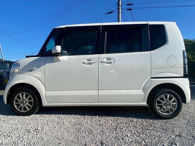 Ｎ－ＢＯＸ＋ Ｇ・Ｌパッケージ　運転席エアバック　助手席エアバック　スマートキー　プッシュスタート　ＥＴＣ　ドラレコ　アイドリングストップ　片側パワースライドドア　電動格納ミラー　ベンチシート　社外アルミホイール（18枚目）