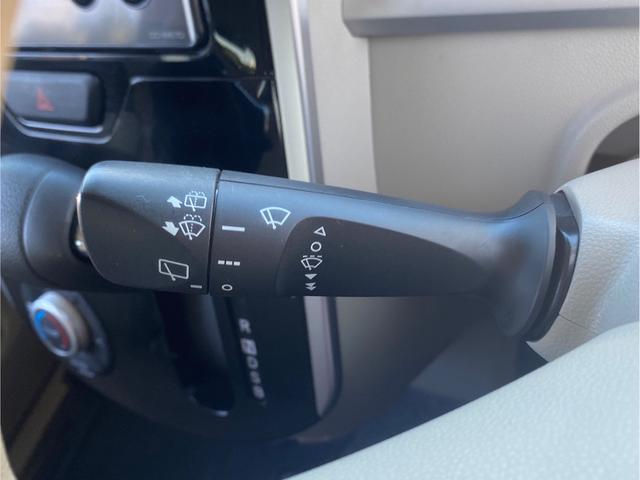 タント X SAIII 運転席エアバック 助手席エアバック 鉄チンホイール フルフラット ベンチシート 片側パワースライドドア プッシュスタート シートヒーター 衝突軽減ブレーキ アイドリングストップ 横滑り防止装置(5枚目)