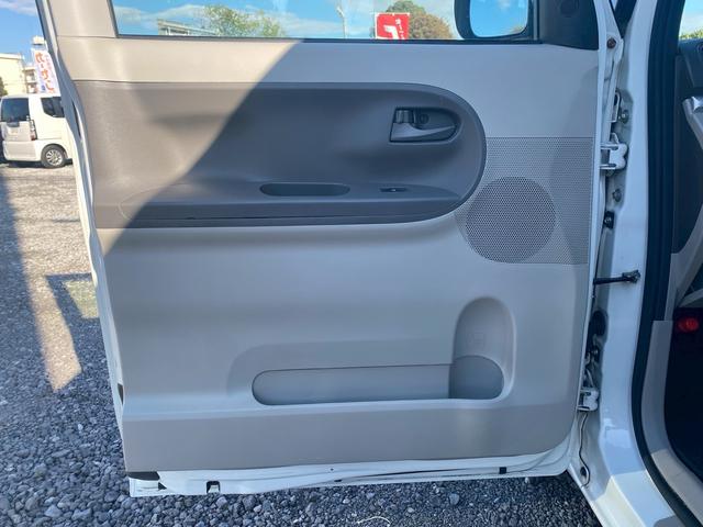 タント X SAIII 運転席エアバック 助手席エアバック 鉄チンホイール フルフラット ベンチシート 片側パワースライドドア プッシュスタート シートヒーター 衝突軽減ブレーキ アイドリングストップ 横滑り防止装置(31枚目)