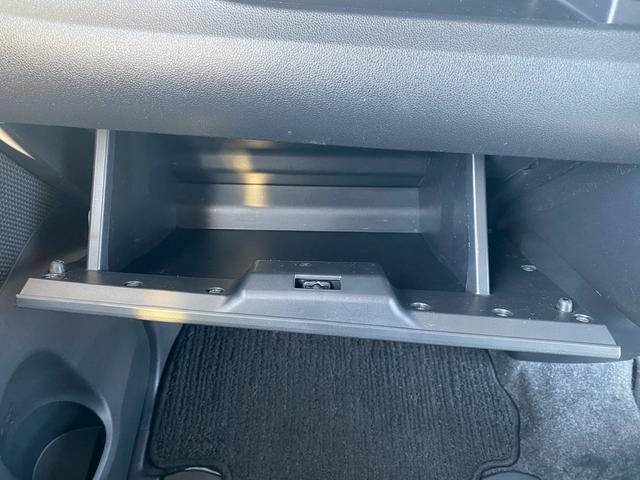 タント カスタムＲＳ　トップエディションＳＡ　運転席エアバック　助手席エアバック　純正アルミホイール　電動格納ミラー　両側パワースライドドア　ＥＴＣ付き　横滑り防止装置　アイドリングストップ　フルセグ　バックカメラ　スマートキー　プッシュスタート（29枚目）