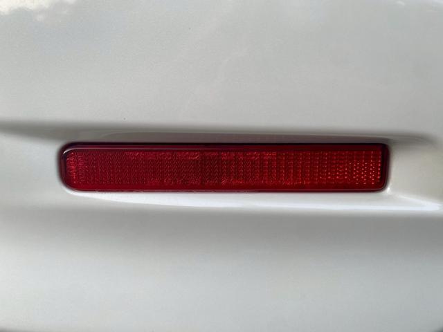 パレットＳＷ リミテッド　運転席エアバック助手席エアバック　プッシュスタート　スマートキー　片側パワースライドドア　バックカメラ付き　オートエアコン　電動格納ミラー　パワーウインドウ　純正アルミホイール　フルフラットシート（46枚目）