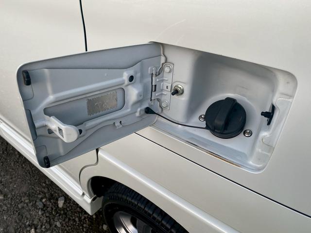 パレットＳＷ リミテッド　運転席エアバック助手席エアバック　プッシュスタート　スマートキー　片側パワースライドドア　バックカメラ付き　オートエアコン　電動格納ミラー　パワーウインドウ　純正アルミホイール　フルフラットシート（62枚目）