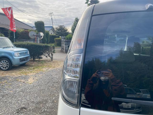 モコ ドルチェＧ　運転席エアバック　助手席エアバック　純正アルミホイール電動格納ミラー　パワーウインドウ　プッシュスタート　スマートキー　ＥＴＣ付き　バックカメラ付き　オートエアコン（44枚目）