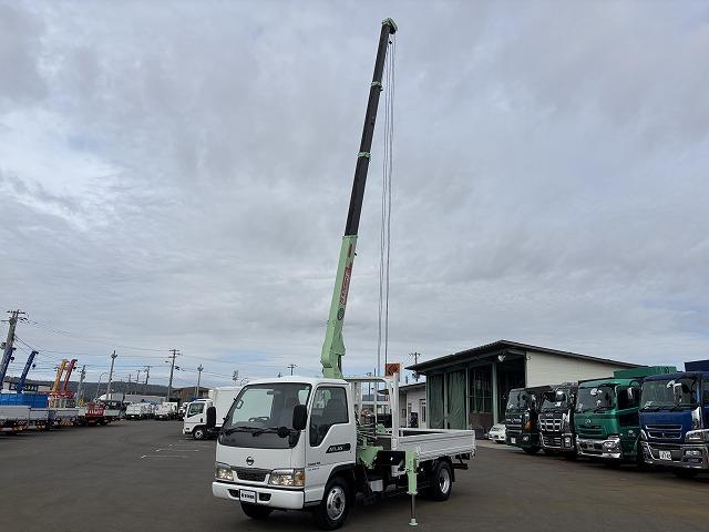 アトラストラック 　クレーン付平ボディ　上物古河ユニック　４段ブーム　ラジコン（無線）　フックイン　２．６ｔ吊り　荷台寸法３２７ｘ１８１ｘ３７　荷台床縞鉄板　積載３ｔ　燃焼不要　走行１．２万ｋｍ　５速ミッション（48枚目）