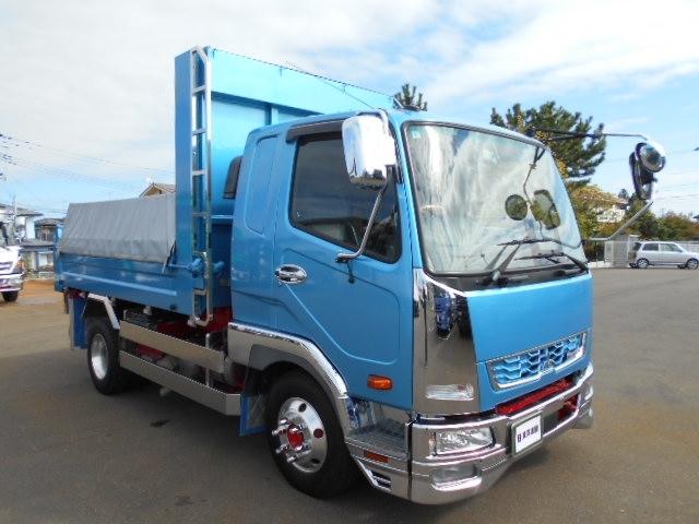 ファイター  ダンプ 上物新明和製 電動コボレーン付 荷台寸法339x206x30 総輪アルミホイール メッキ&ステンレスパーツ ベッド付 走行5.3万km 6速ミッション(2枚目)