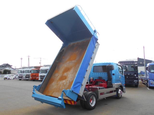 ファイター  ダンプ 上物新明和製 電動コボレーン付 荷台寸法339x206x30 総輪アルミホイール メッキ&ステンレスパーツ ベッド付 走行5.3万km 6速ミッション(27枚目)